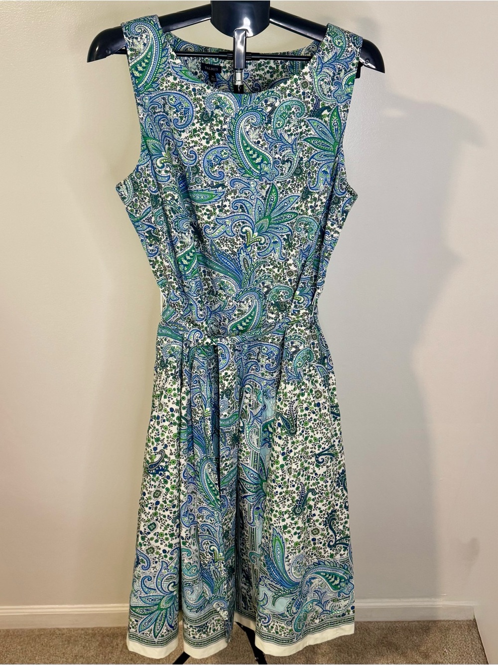 Modern Poplin Fit & Flare Paisley Dress